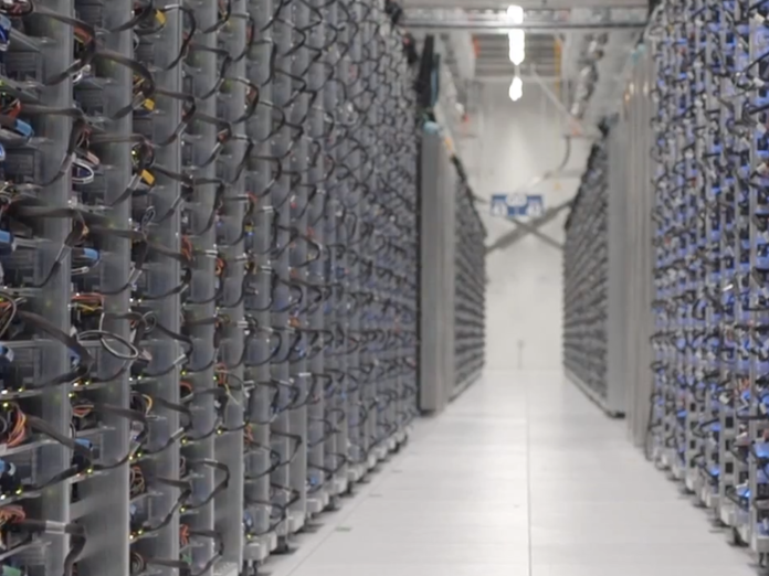 Google promises to expand its data centers, not its carbon footprint | ZDNet
