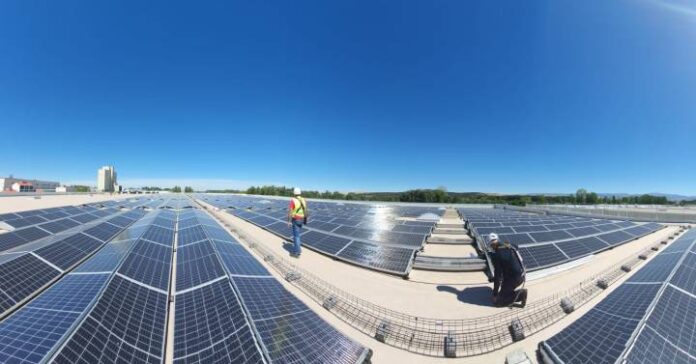Ontex inaugurates one of the largest self-consumption solar energy projects in Spain

